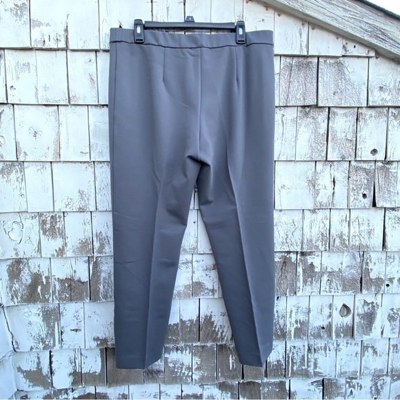Susan Graver Petite Stretch Pull On Grey Pants - Picture 3 of 6